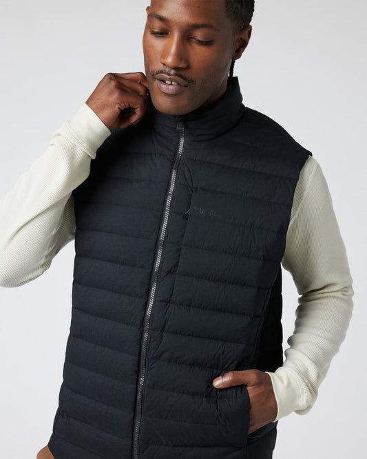 Men Vuori Steadfast Insulated Vest Men's Black Down Vest