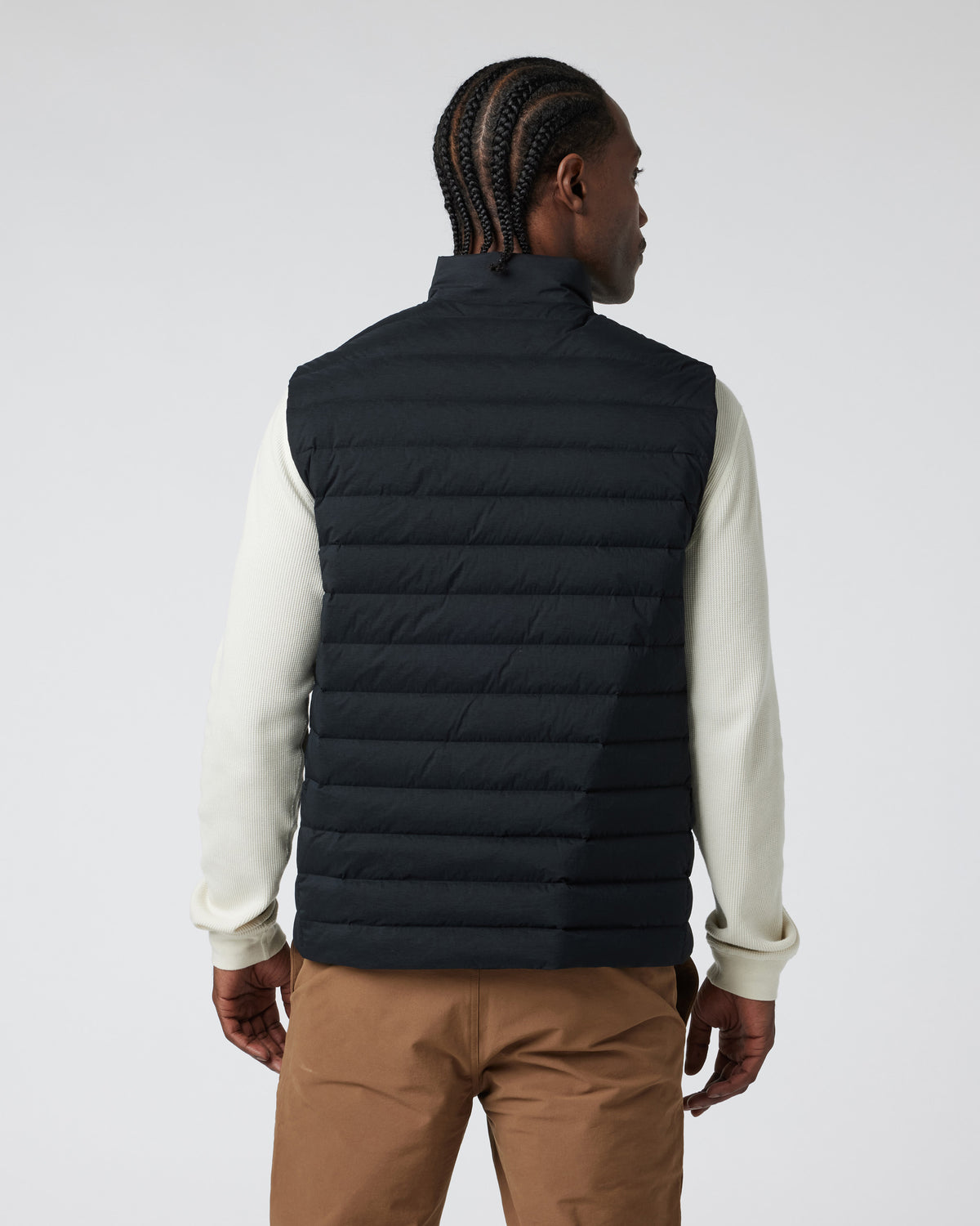 Men Vuori Steadfast Insulated Vest Men's Black Down Vest