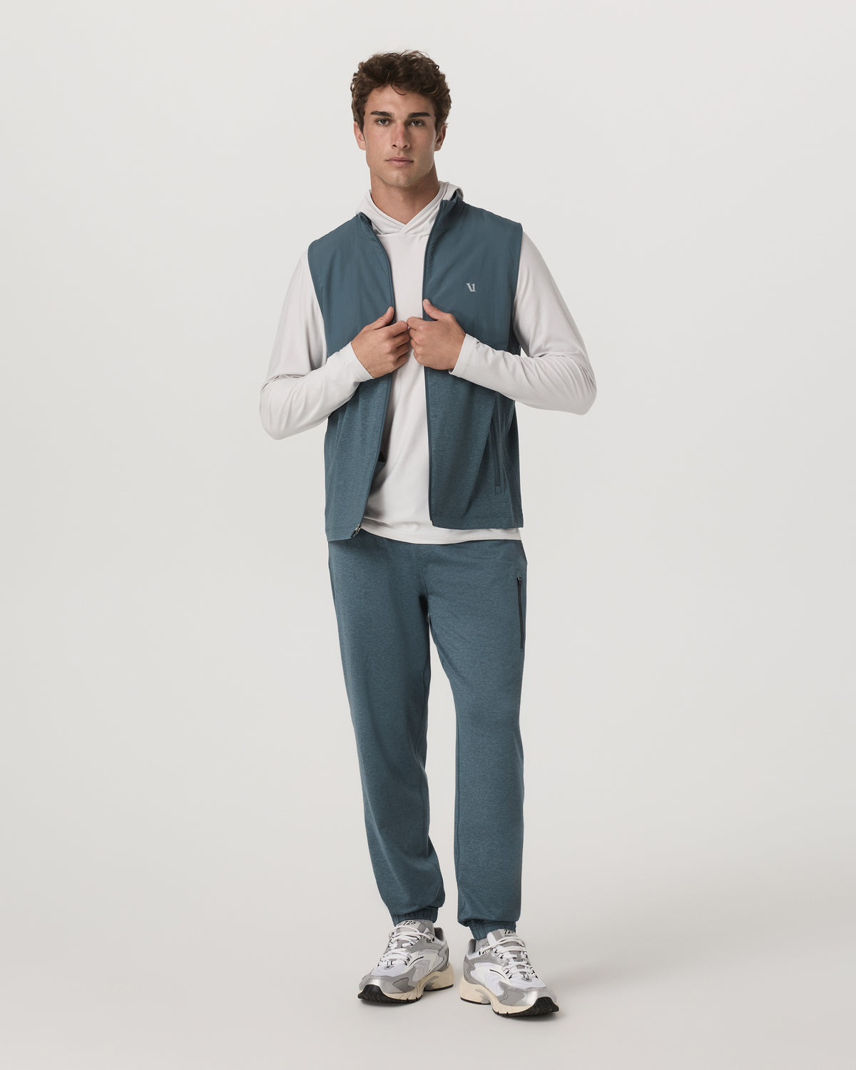 Men Vuori Sunday Element Vest Blue Sea Heather Full-Zip Vest