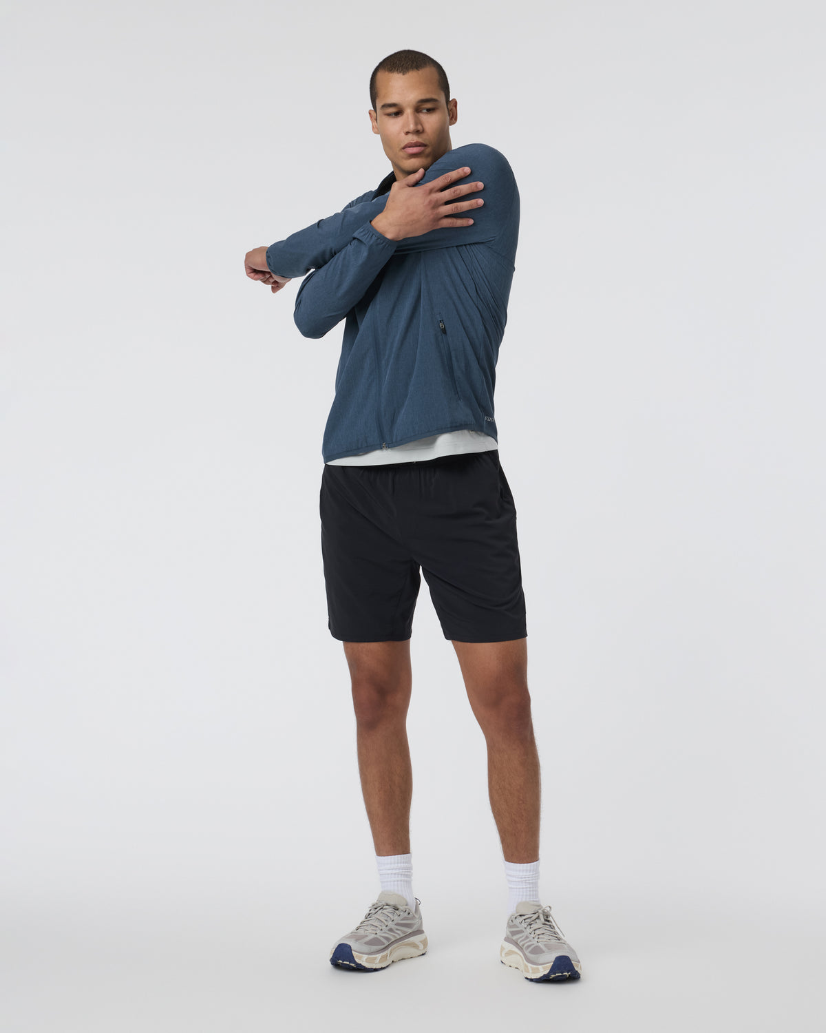Men Vuori Outdoor Trainer Shell Pacific Linen Texture