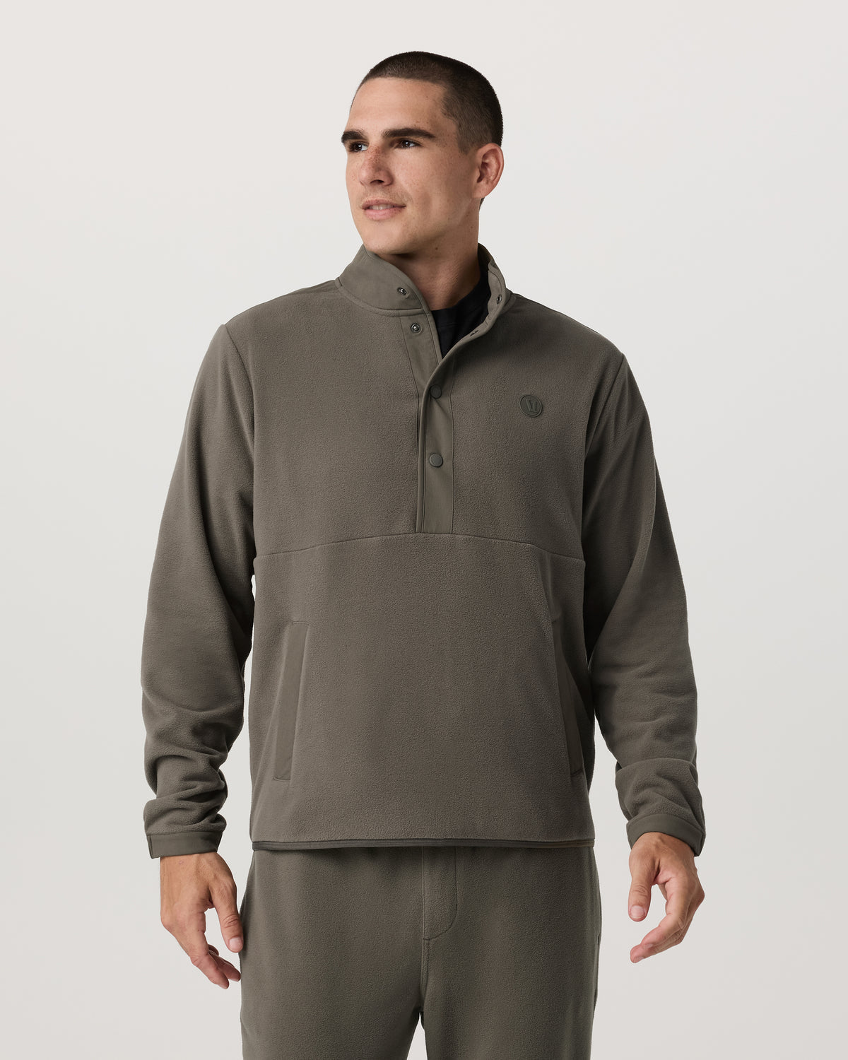 Men Vuori Aspen 1/2 Snap Men's Fleece Mock-Neck Pullover in Root