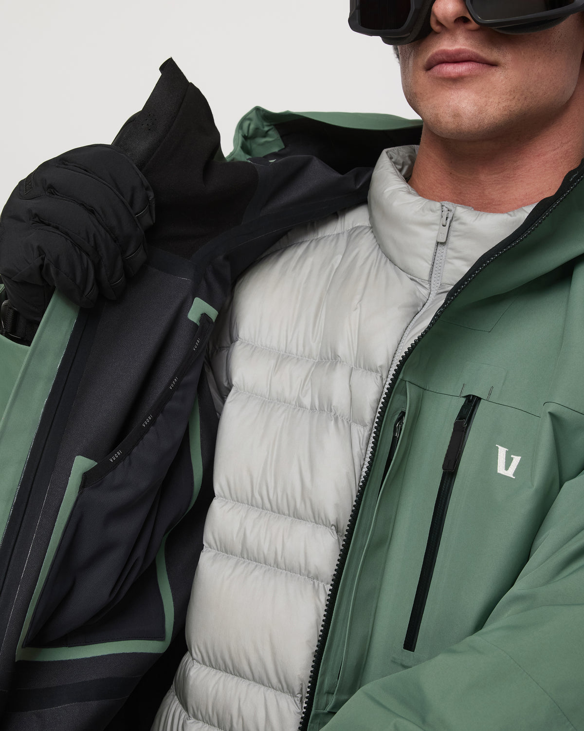 Men Vuori Taika Snow Shell Men's Sea Pine Ski/Board Jacket