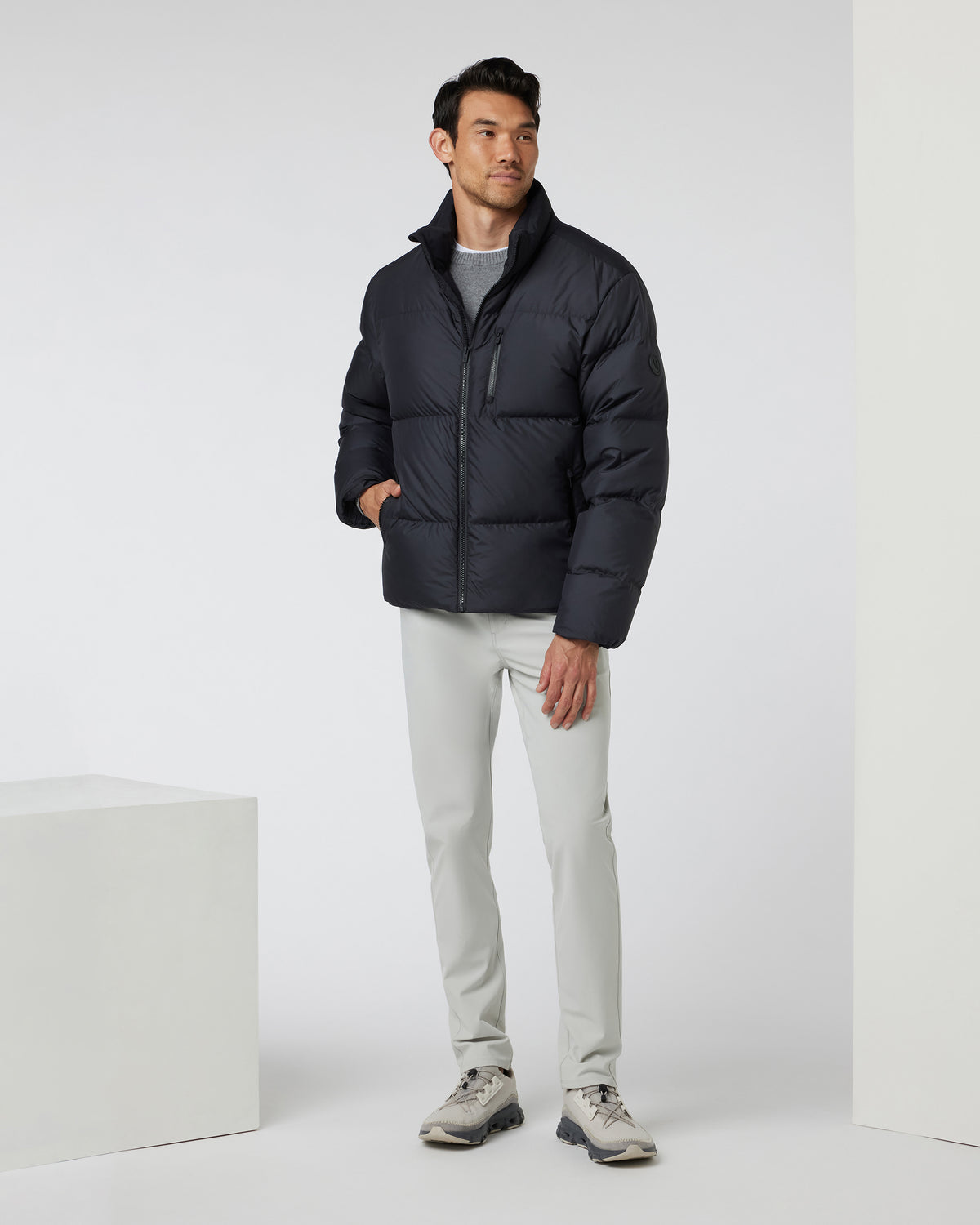 Men Vuori Aviara Down Jacket 2.0 Black Insulated Jacket