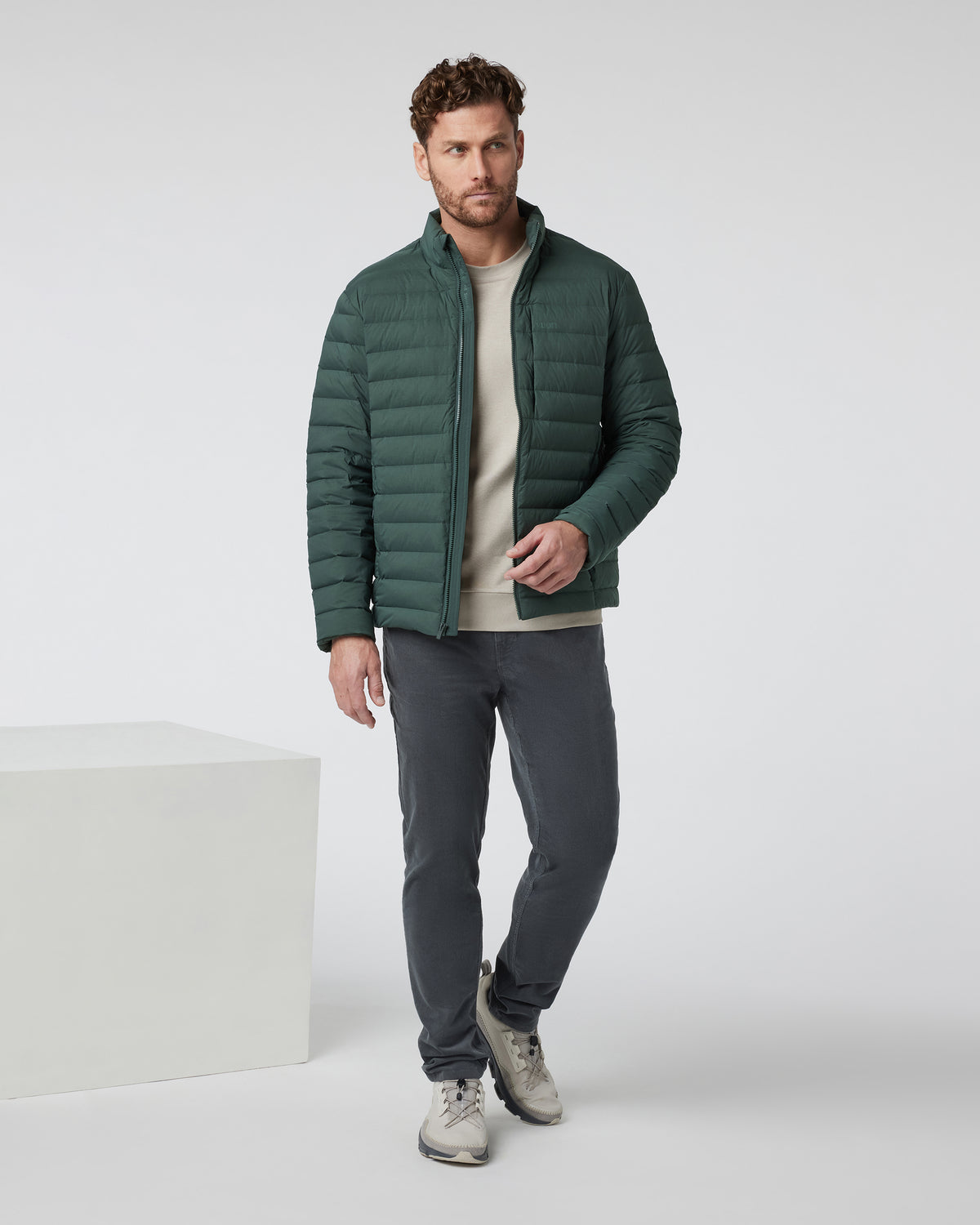 Men Vuori Steadfast Insulated Full Zip Jacket Aspen