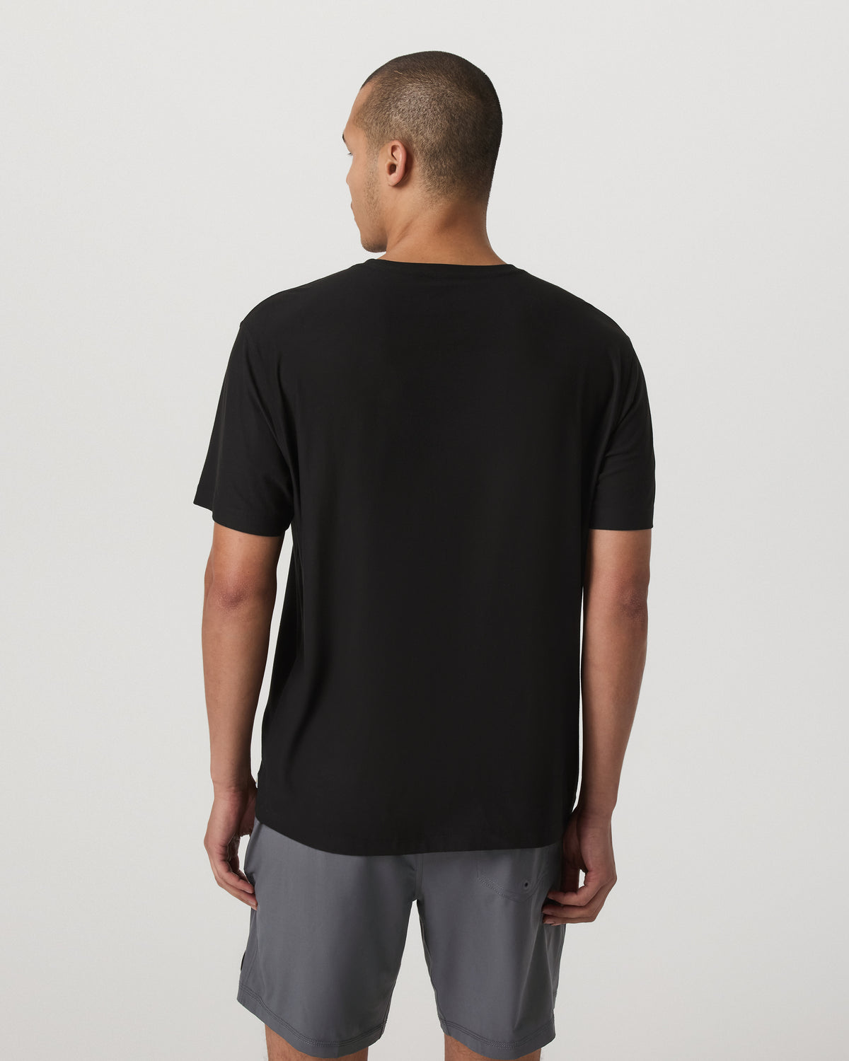 Men Vuori Short Sleeve Strato Tee - Relaxed Fit Men's Black Shirt