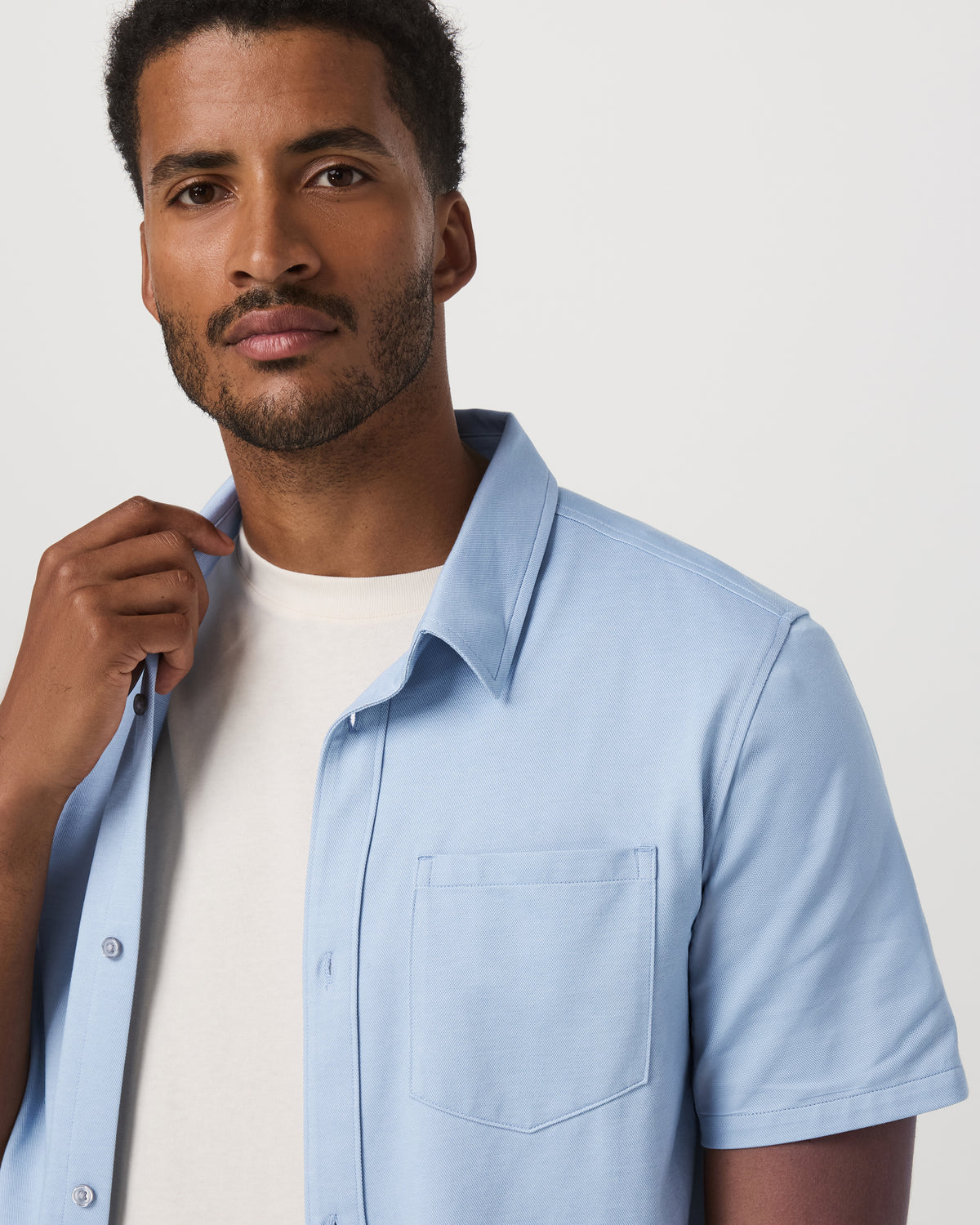 Men Vuori Short Sleeve Knit Oxford Button Down - Classic Fit Blue