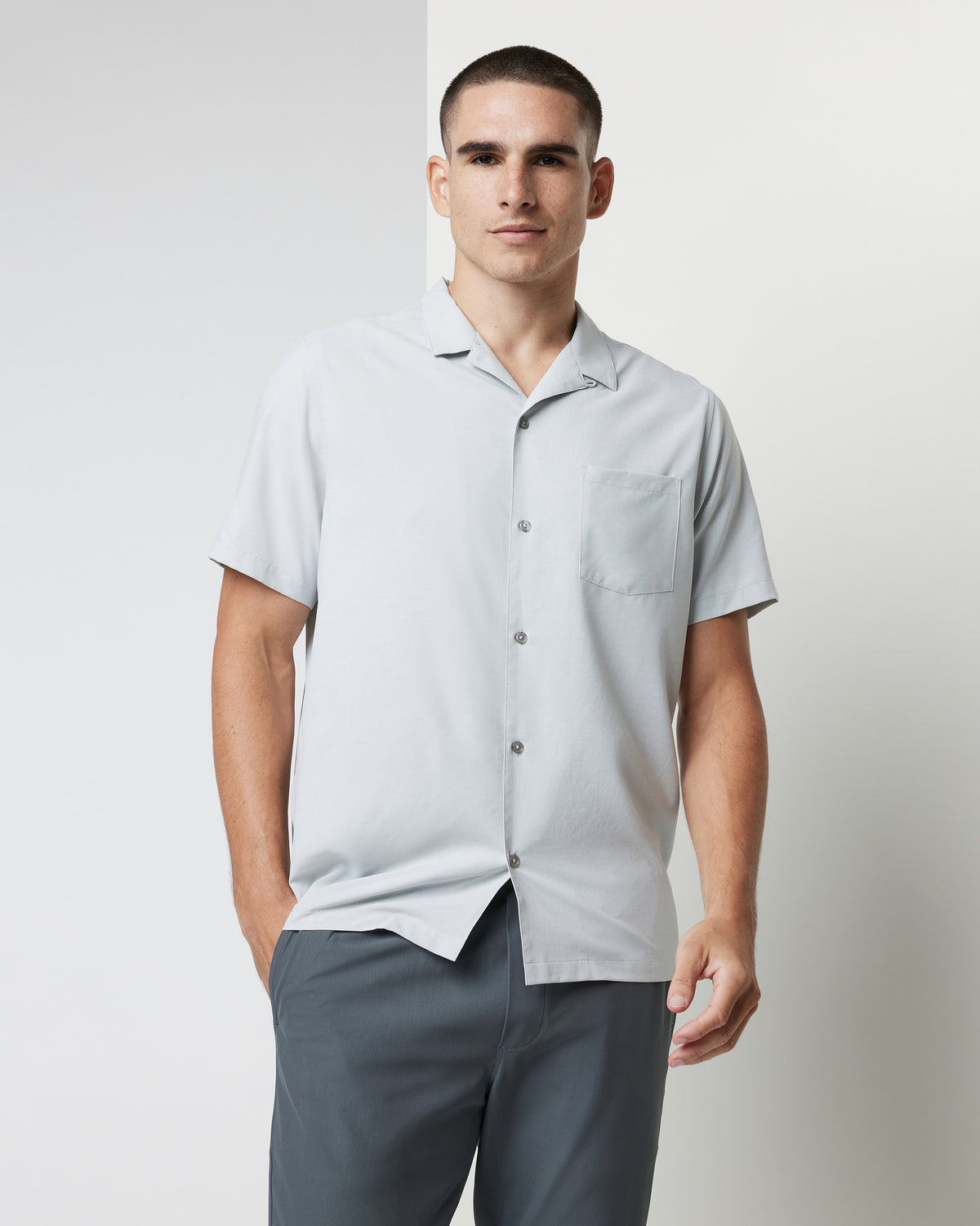 Men Vuori Seaport Button Down Men's Sky Grey Short-Sleeve