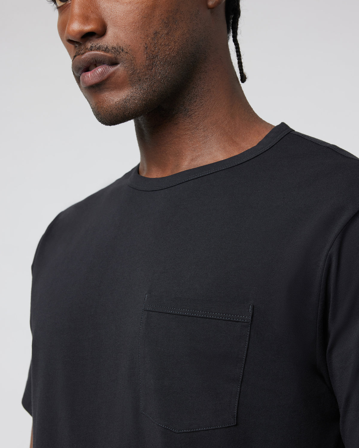 Men Vuori Men's Feather Pocket Tee Black Short-Sleeve Tee