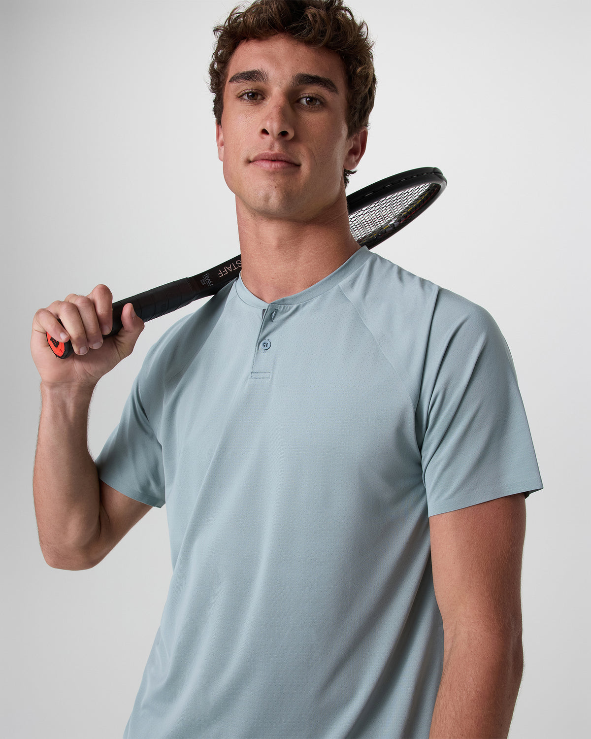 Men Vuori Short Sleeve Viewpoint Henley Mist