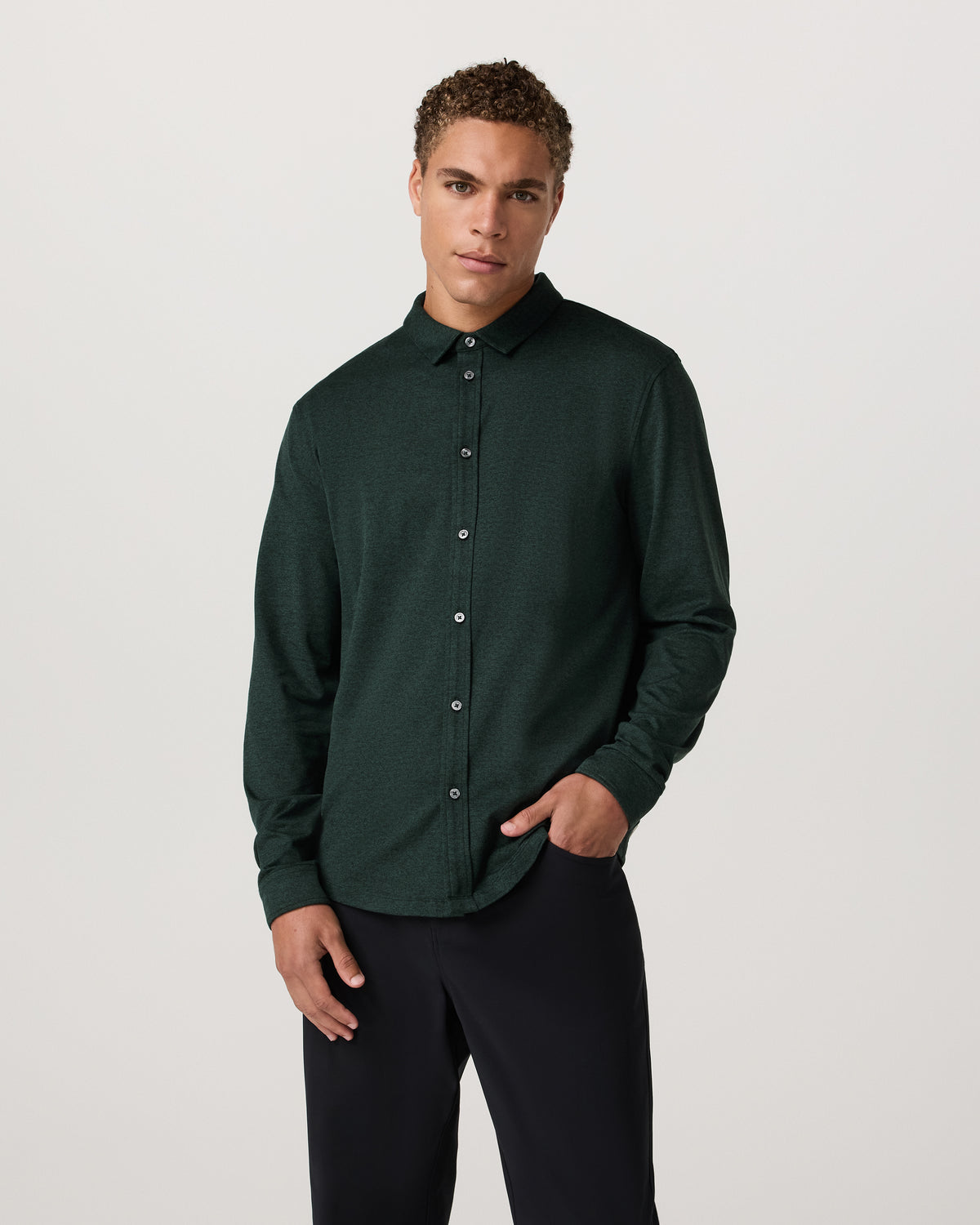 Men Vuori Men's Long Sleeve Ponto Button Down Evergreen Heather