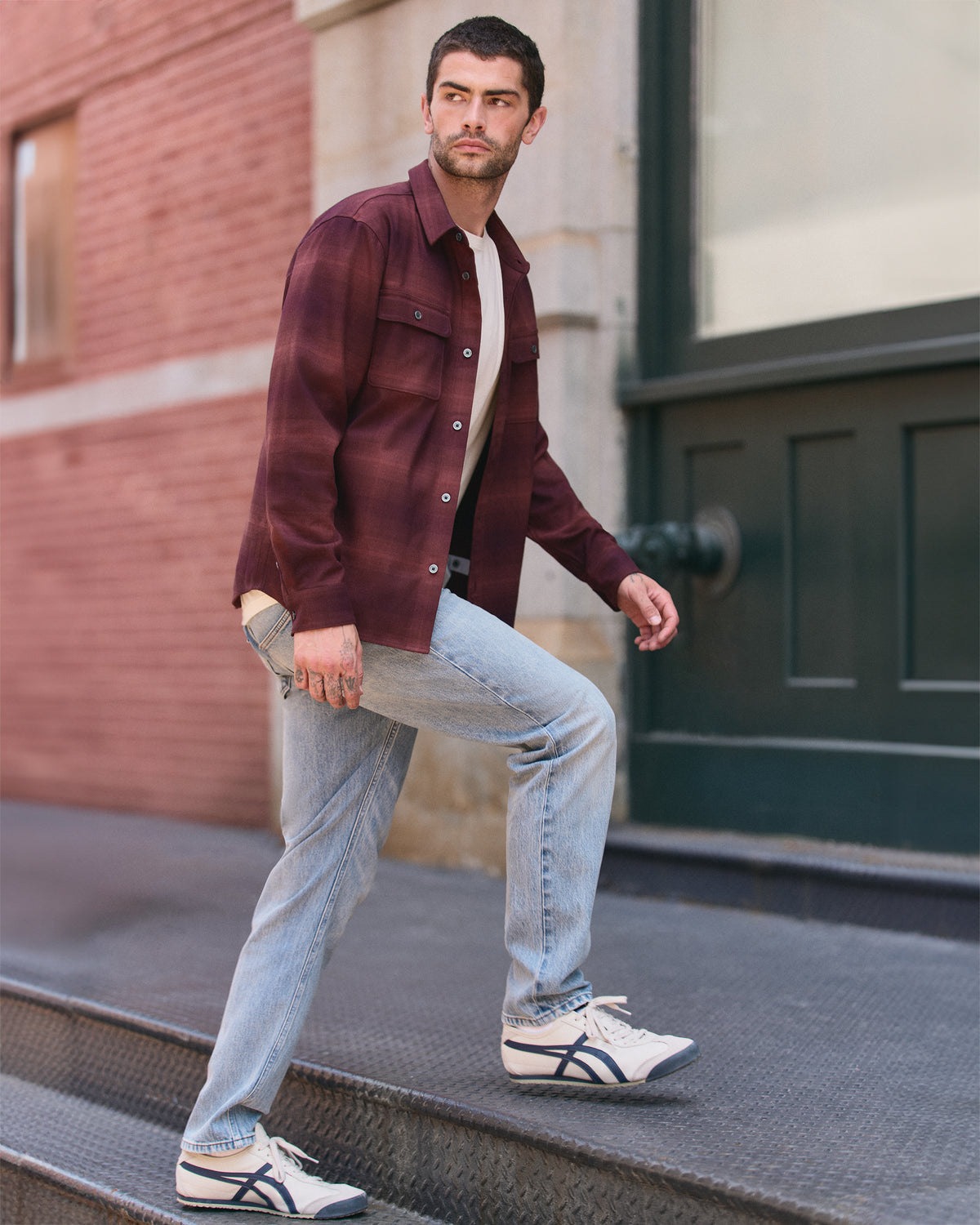 Men Vuori Long Sleeve Flannel Button Down Men's Raisin Shirt