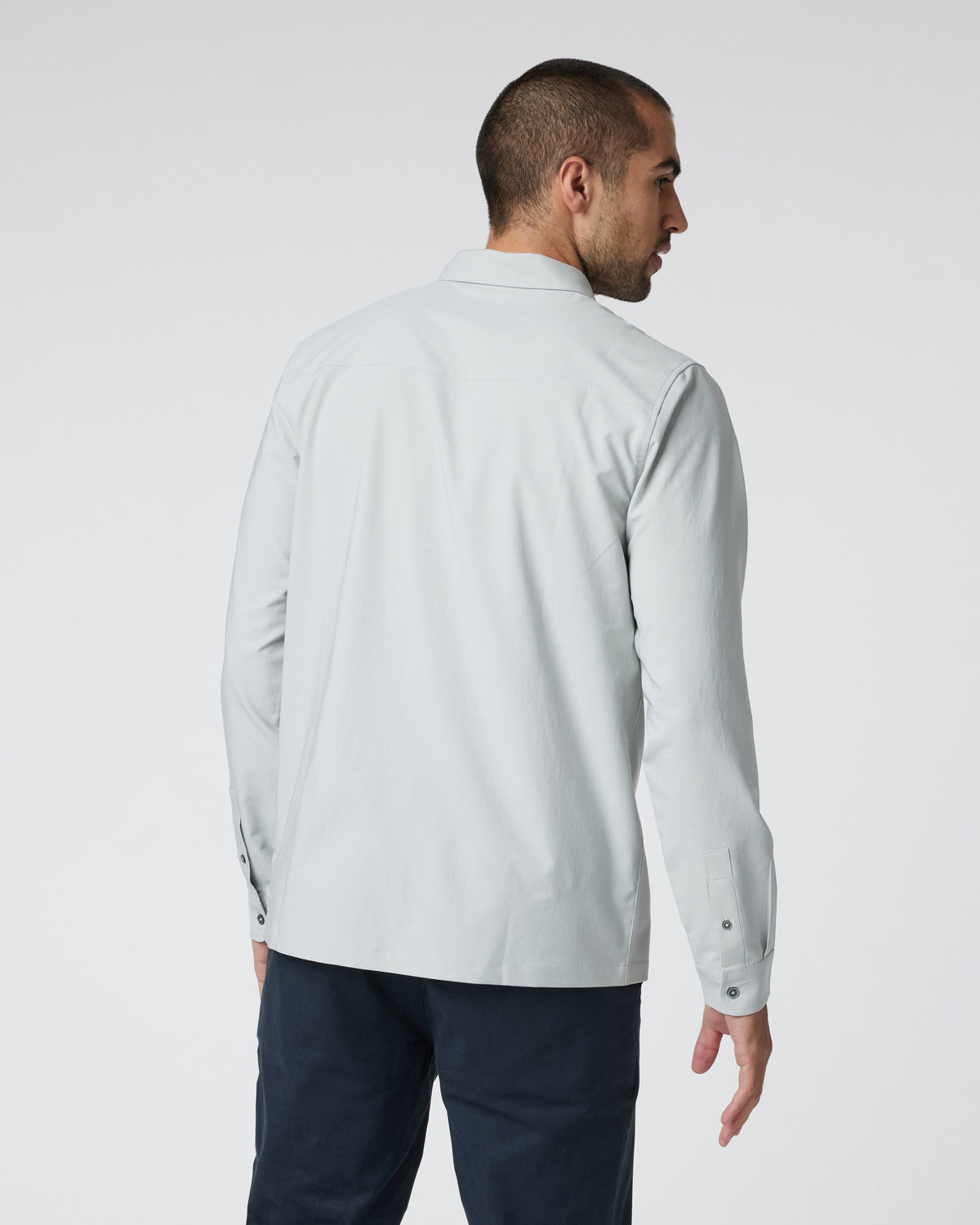 Men Vuori Long Sleeve Manhattan Button Down Sky Grey