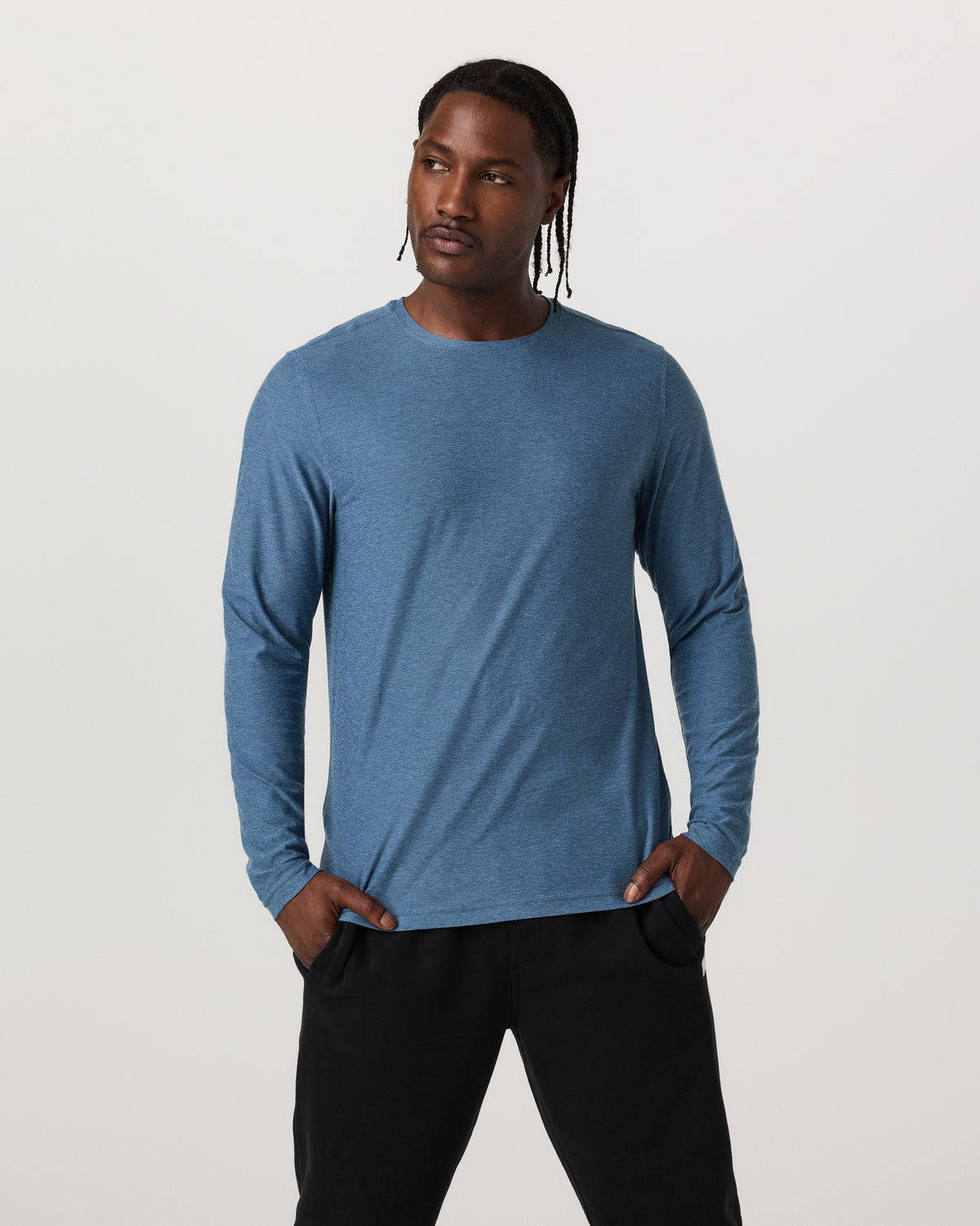 Men Vuori Men's Long Sleeve Strato Tech Tee Pool Blue Heather