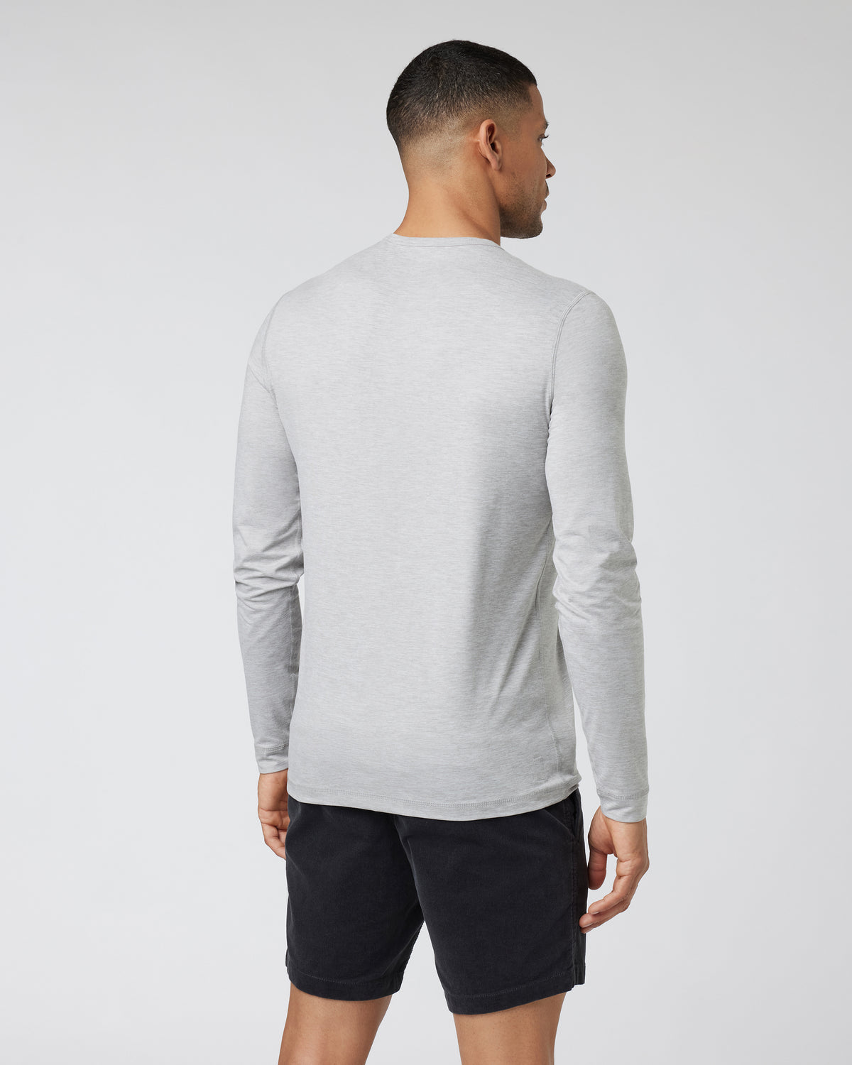 Men Vuori Long-Sleeve Ease Performance Henley Light Heather Grey