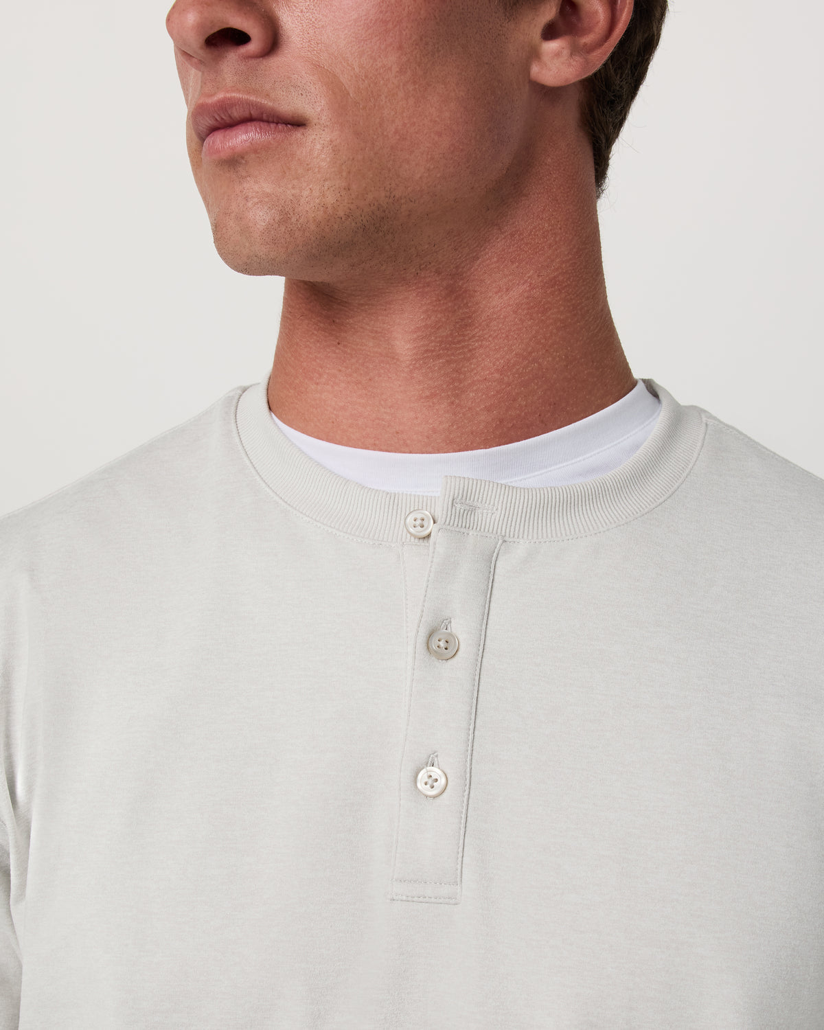 Men Vuori Men's Long Sleeve Coronado Henley - Relaxed Salt Heather