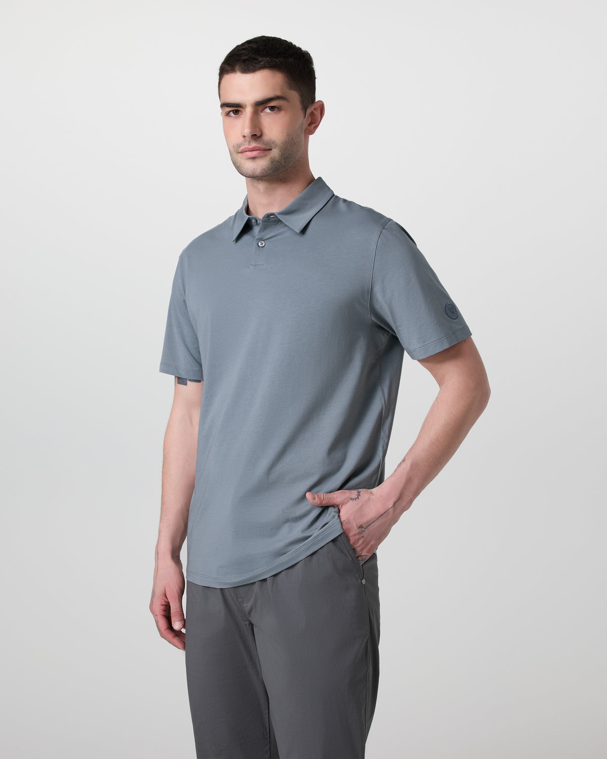 Men Vuori Short Sleeve Feather Polo Dusty Blue