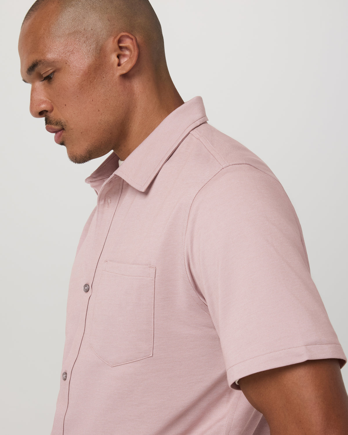 Men Vuori Short Sleeve Knit Oxford Button Down - Classic Fit Mauve