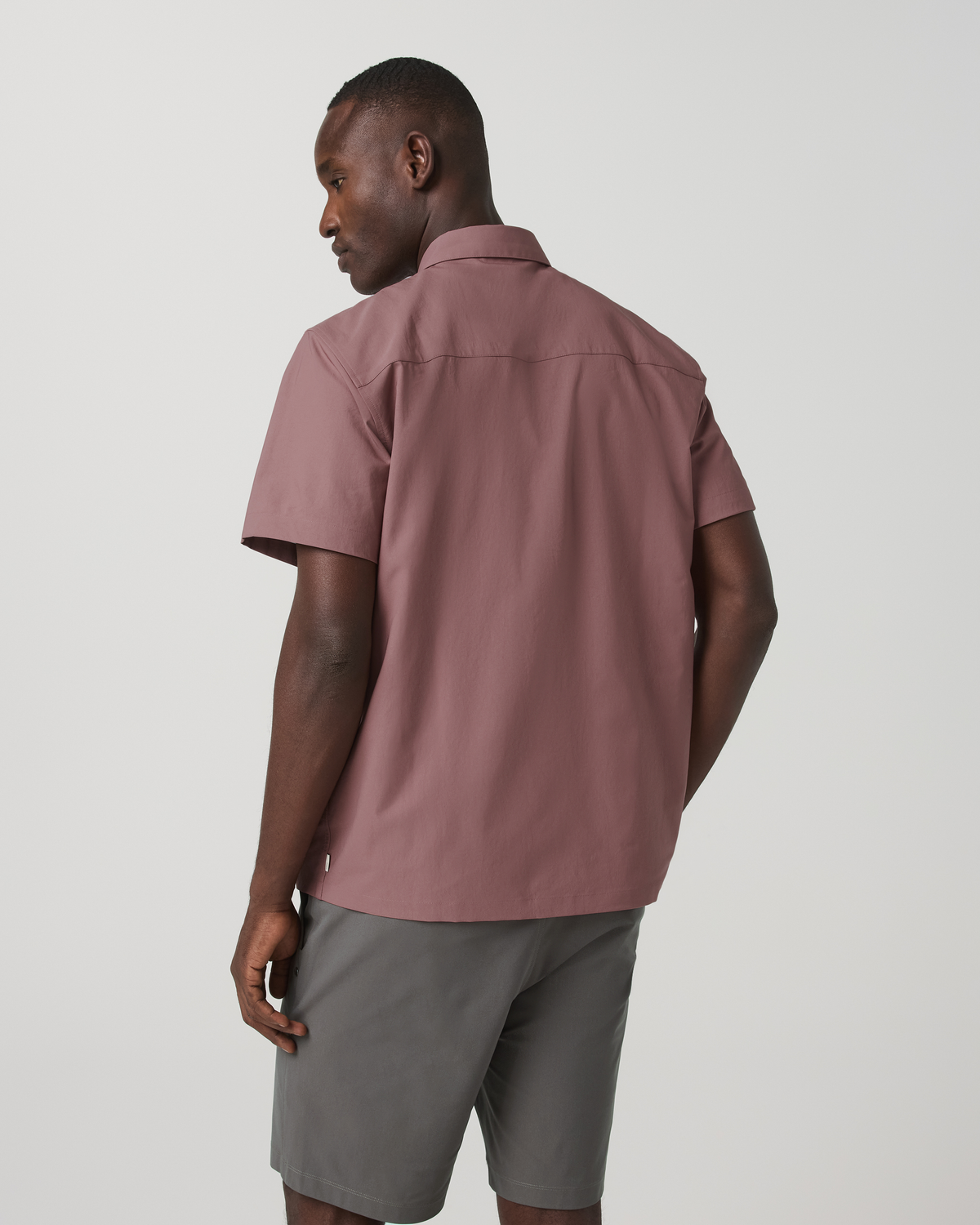 Men Vuori Short Sleeve Manhattan Button Down Men's Adobe Shirt