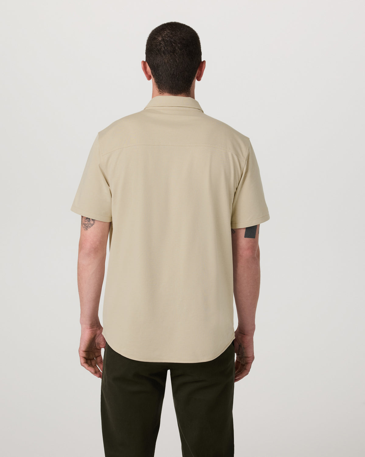 Men Vuori Short Sleeve Knit Oxford Button Down - Classic Fit Trench