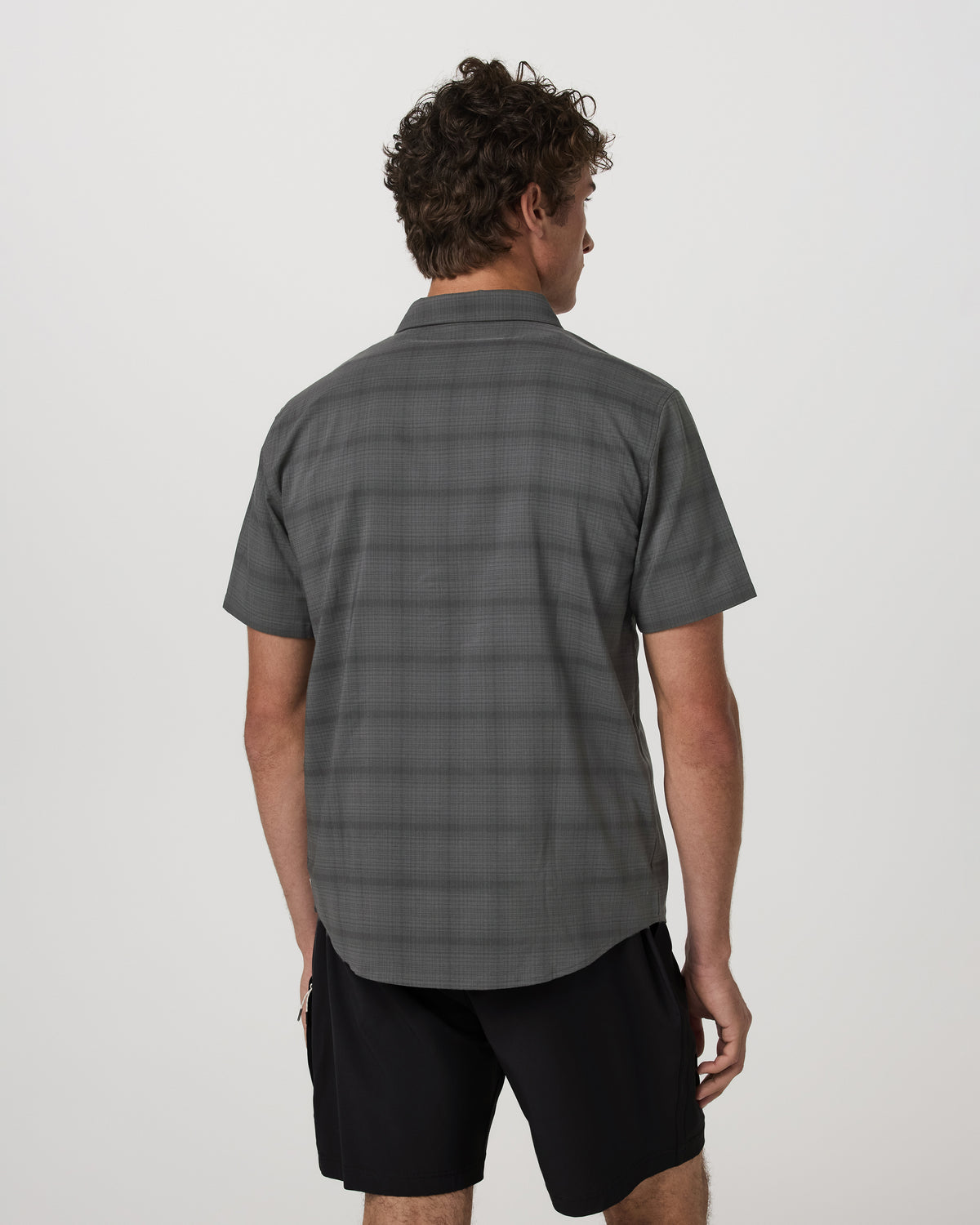 Men Vuori Men's Short Sleeve Plaid Button Down Shirt Dark Pewter