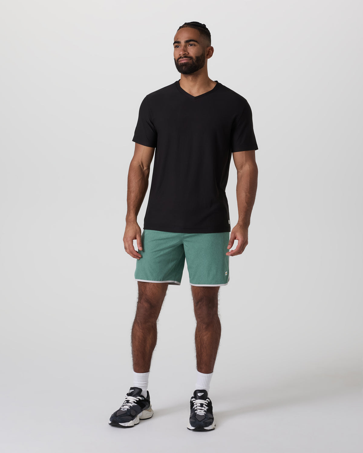 Men Vuori Strato Tech V-Neck Tee Black Workout Shirt