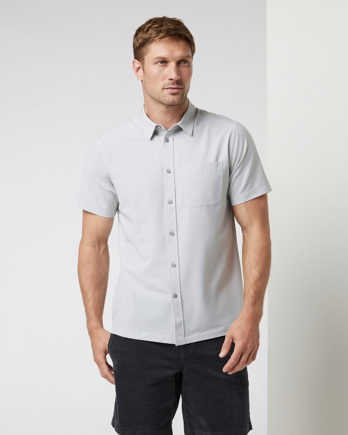 Men Vuori Short Sleeve Bridge Button Down Vapor Dot