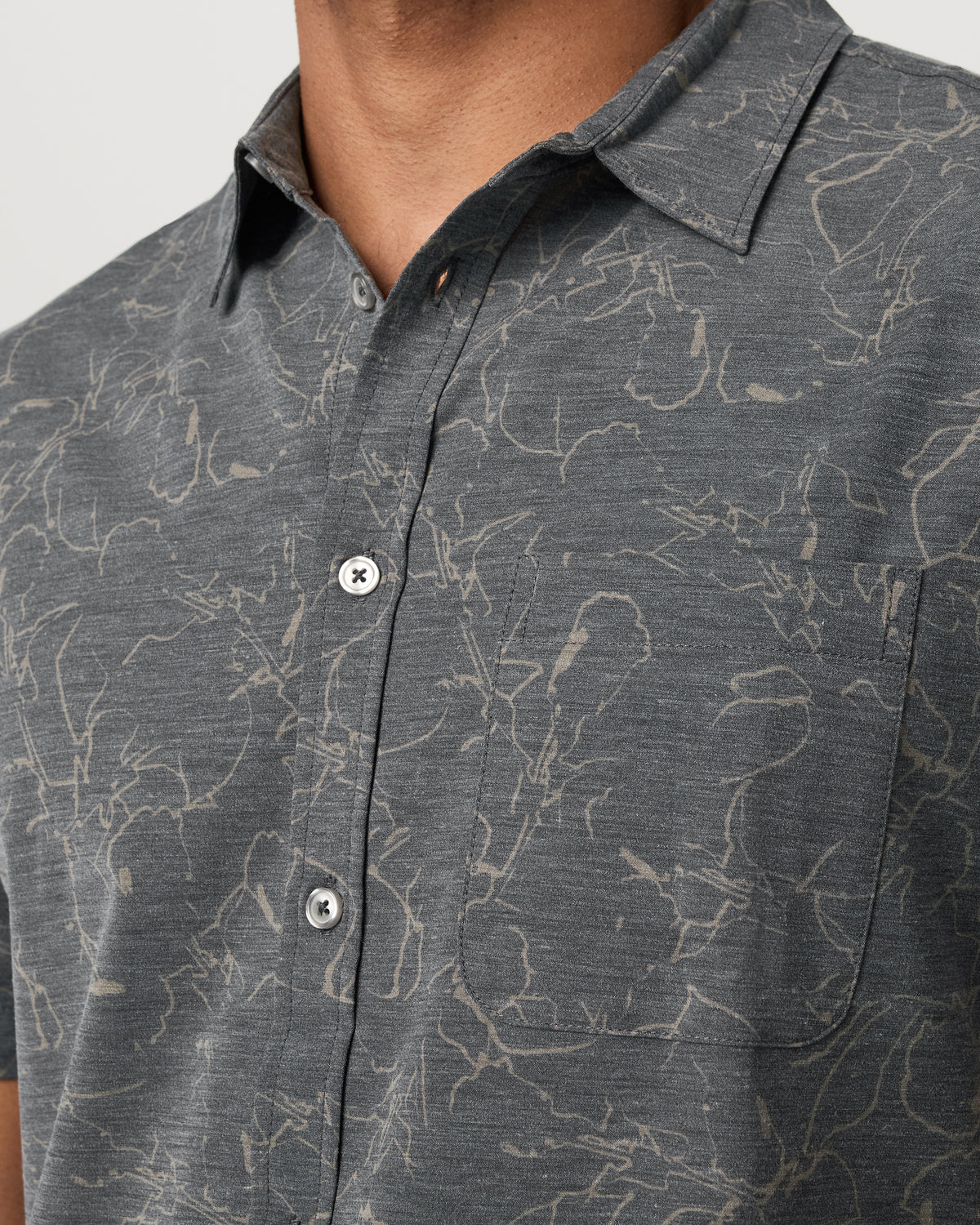 Men Vuori Short Sleeve Bridge Button Down Men's Root Shirt