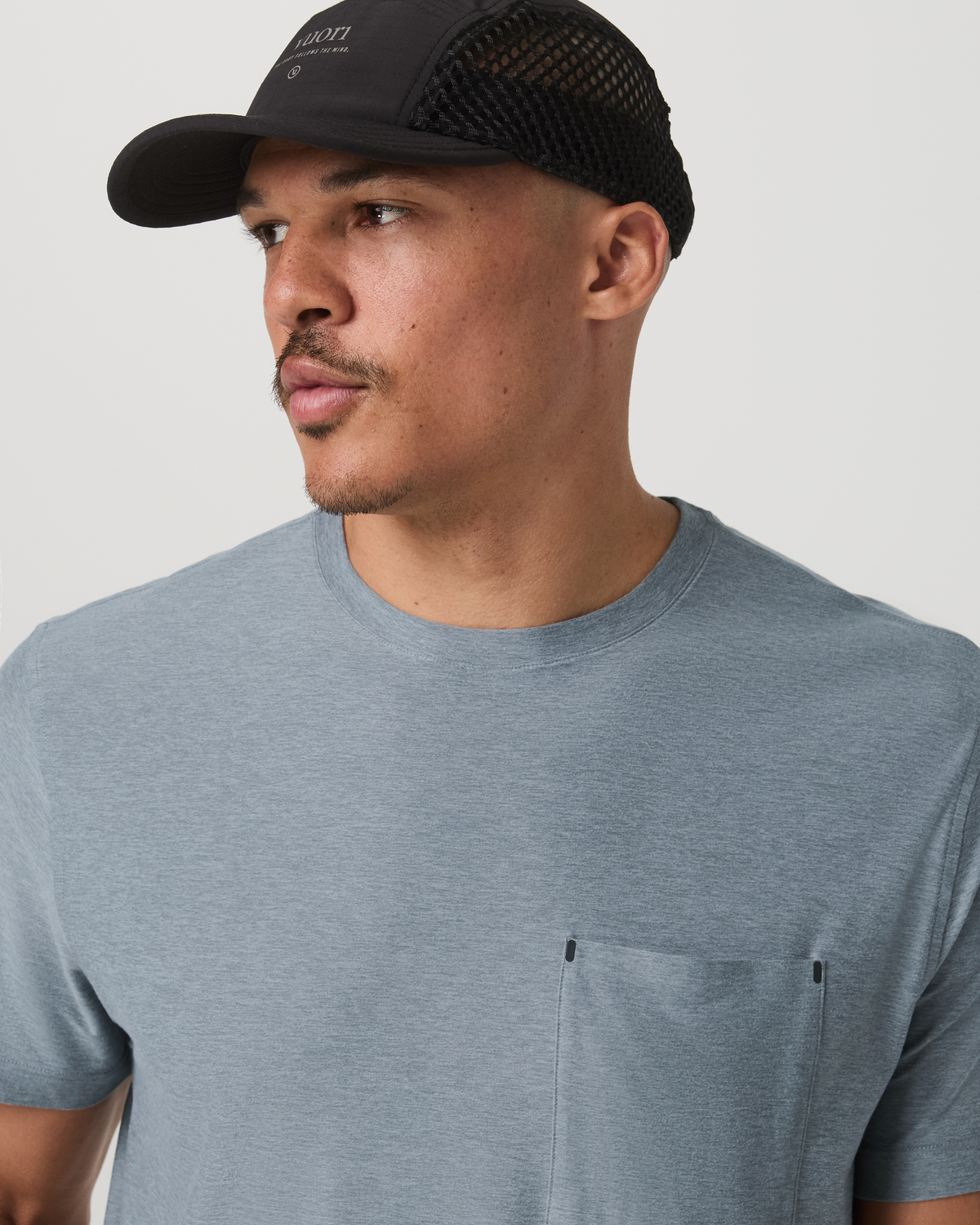 Men Vuori Short Sleeve Strato Pocket Tee-Relaxed Fit Dusty Blue Heather