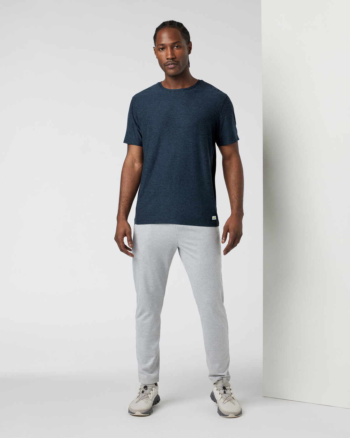 Men Vuori Strato Tech Tee Men's Navy Heather Blue Tee