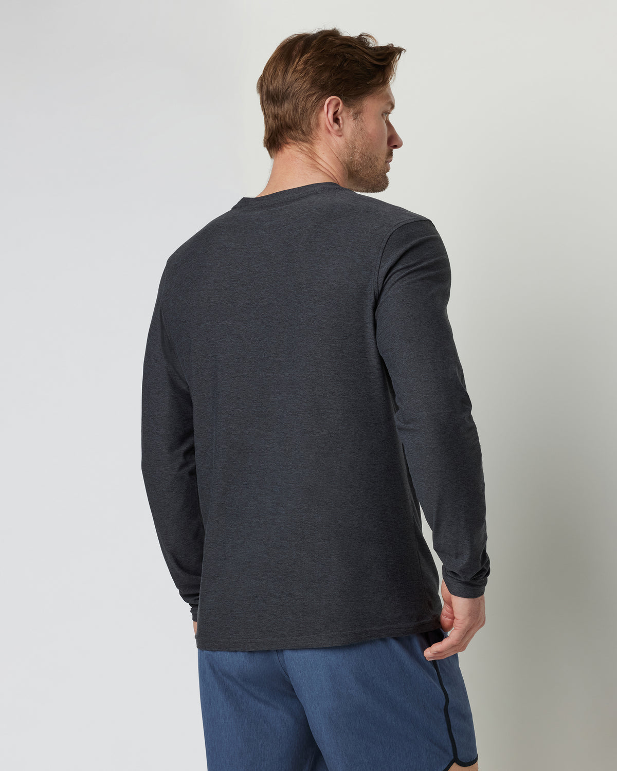 Men Vuori Long-Sleeve Strato Tech Tee Men's Charcoal Shirt