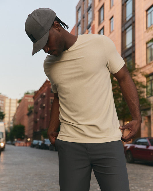 Men Vuori Strato Tech Tee Men's Mushroom Heather T-Shirt