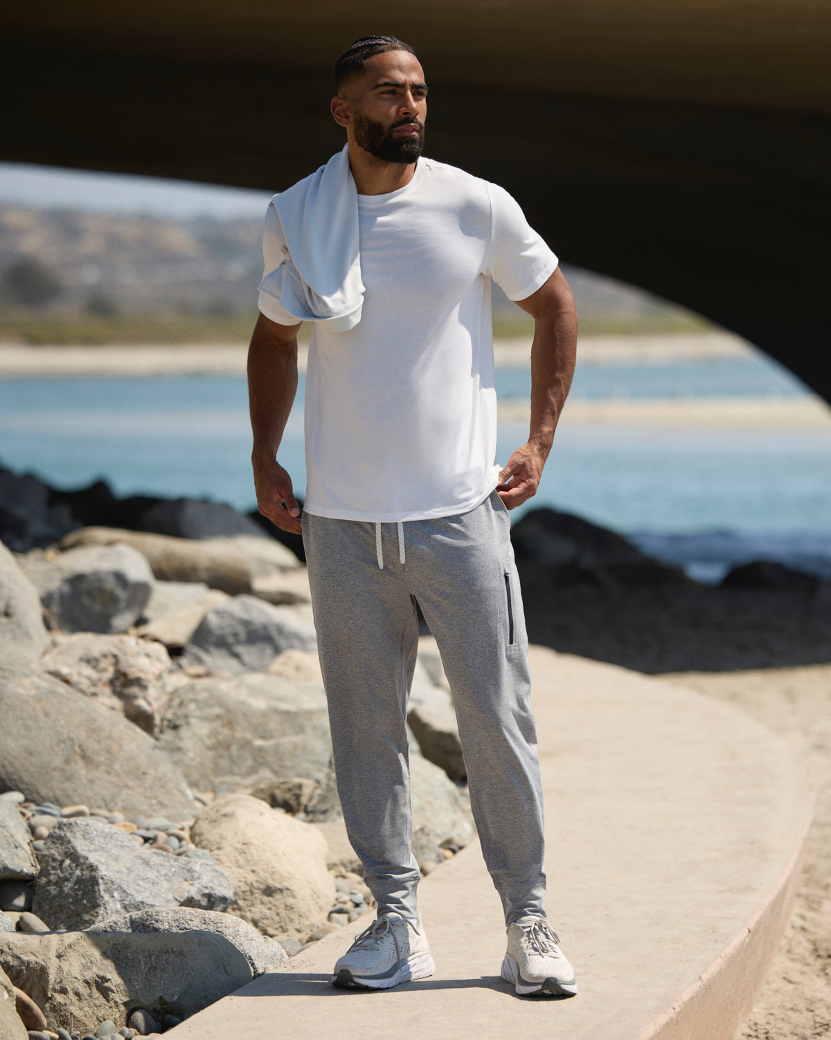 Men Vuori Strato Tech Tee Men's White Tech Shirt