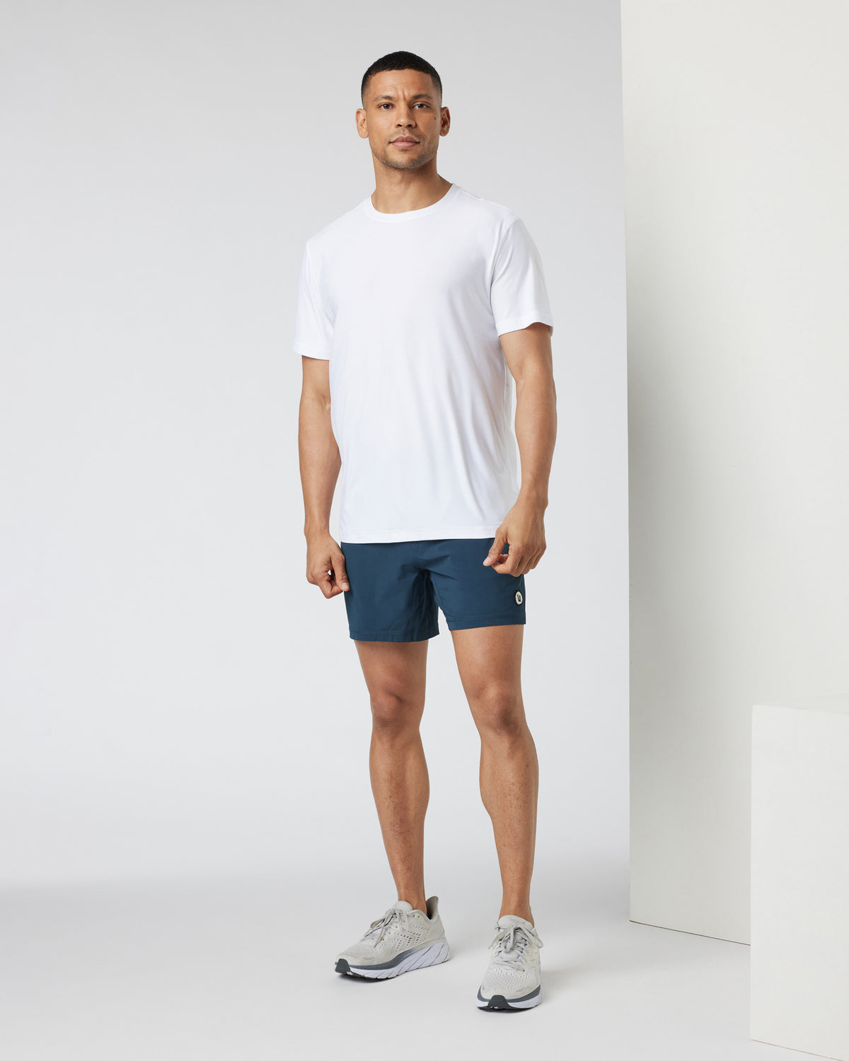 Men Vuori Strato Tech Tee Men's White Tech Shirt