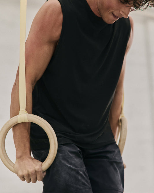 Men Vuori Strato Muscle Tee Men's Black Muscle Shirt