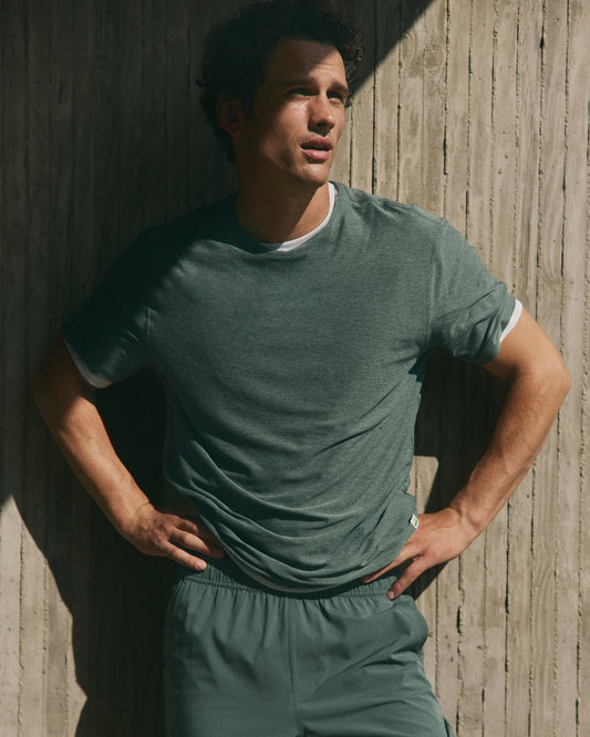 Men Vuori Short Sleeve Strato Tech Tee-Relaxed Fit Agate Green Heather