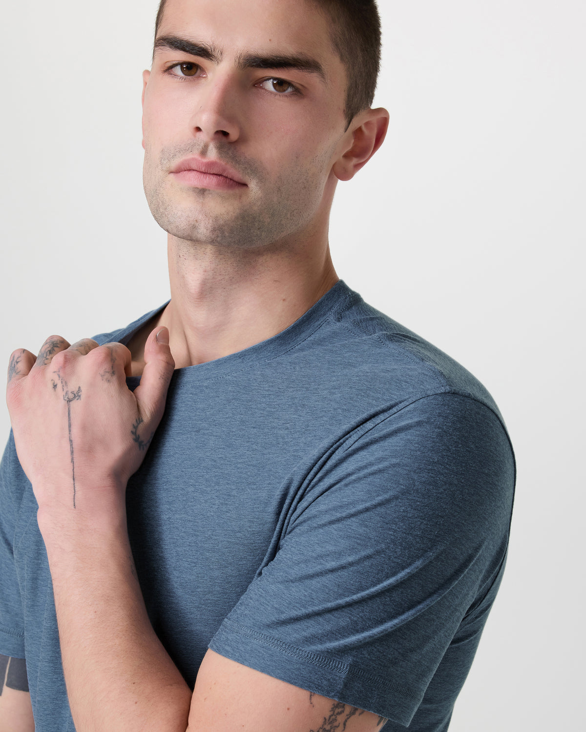 Men Vuori Strato Tech Tee Men's Pool Blue Workout Shirt