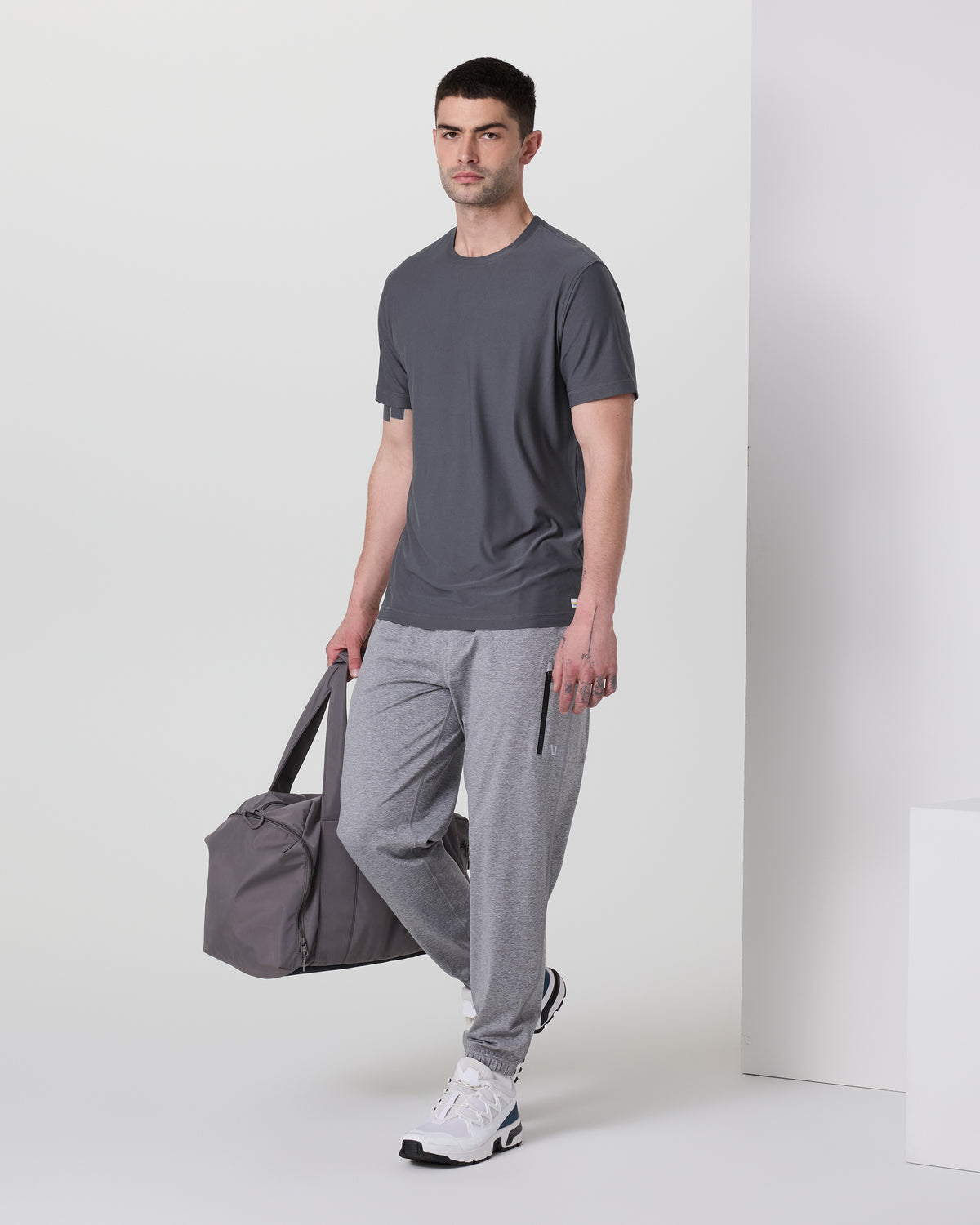 Men Vuori Strato Tech Tee Men's Moonlight Workout Shirt