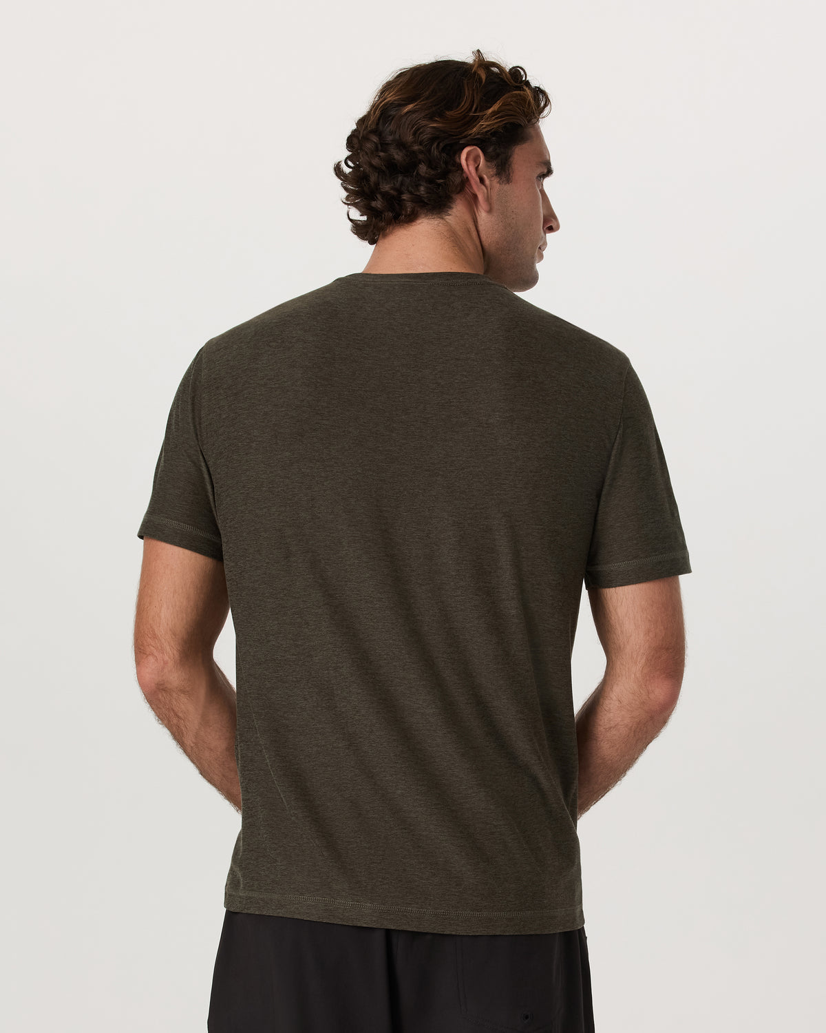 Men Vuori Strato Tech Tee Men's Dark Oregano Heather T-Shirt