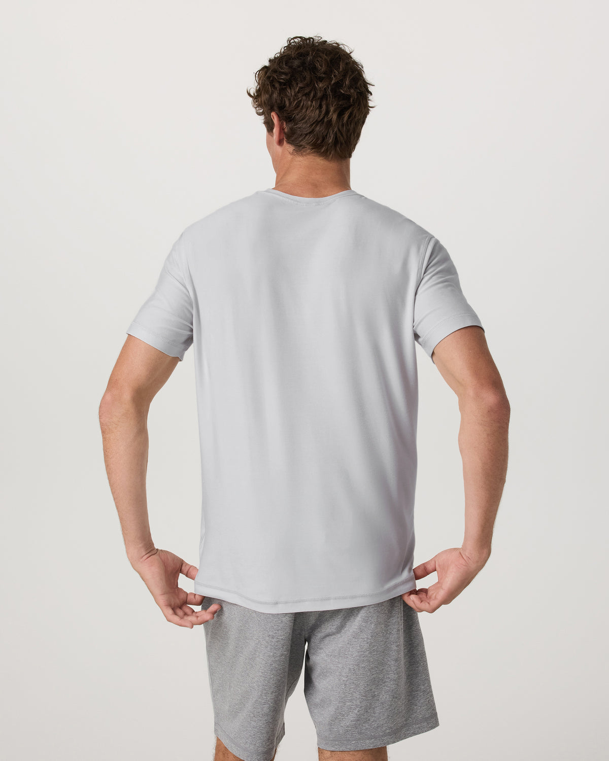 Men Vuori Strato Tech Tee Men's Frost Grey Workout Shirt