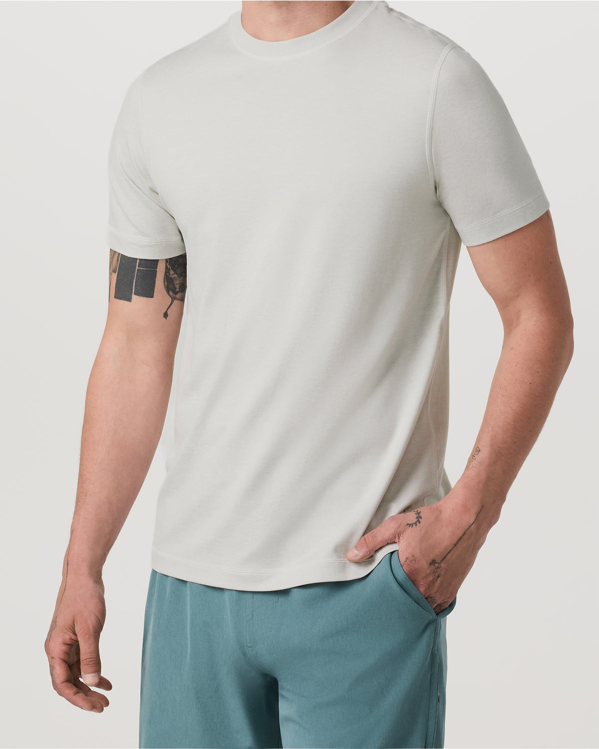 Men Vuori Men's Short Sleeve Ponto Performance Tee Salt Heather