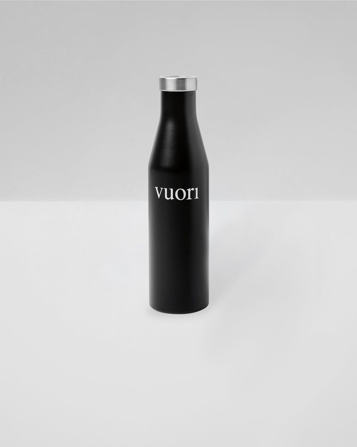 Accessories Vuori S6 Wordmark Mizu Water Bottle Black Insulated Bottle