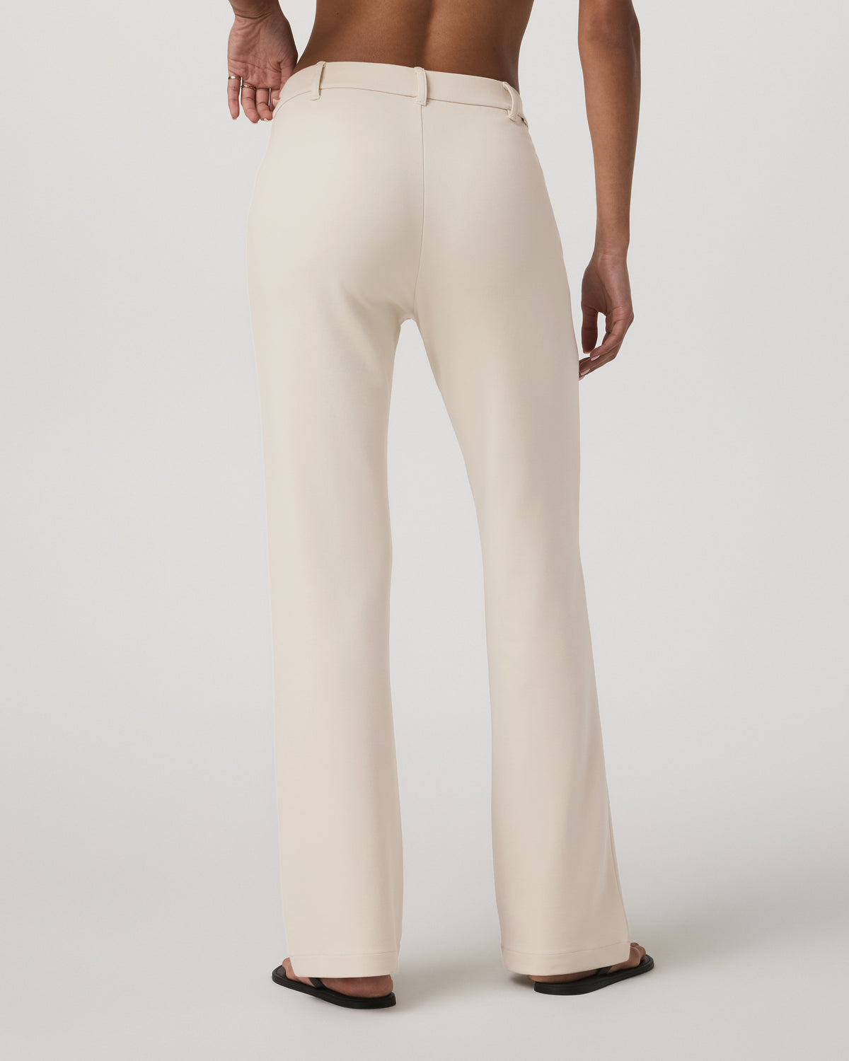 New Vuori Maven Slim Bootcut Pant Women's Bone Bootcut Pants